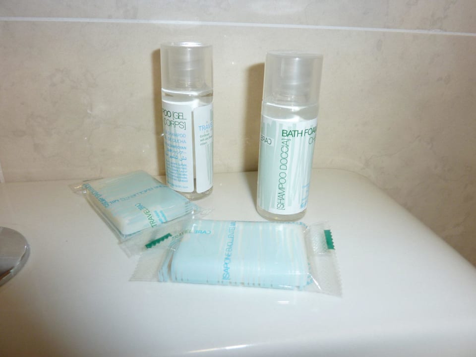 Zimmer 215: Bad Belvedere