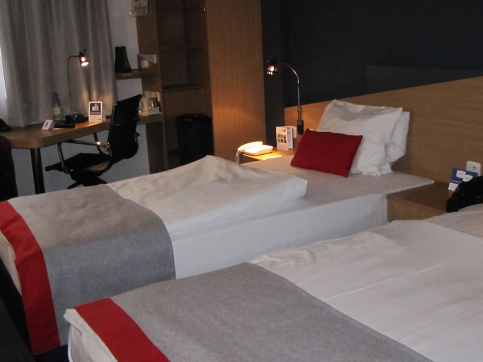 Getrennte Betten Holiday Inn Express Frankfurt - Airport