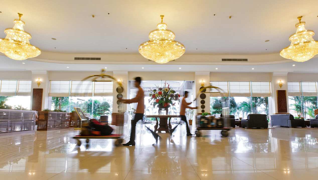 Lobby Champasak Grand Hotel