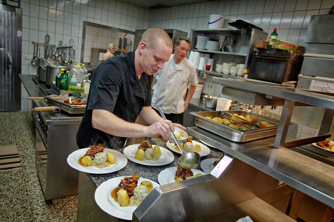 Die Küche Hotel Tatzlwurm by Alpeffect