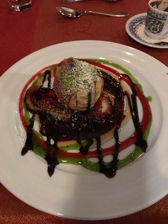 Gastro Acanthus Cennet Barut Collection