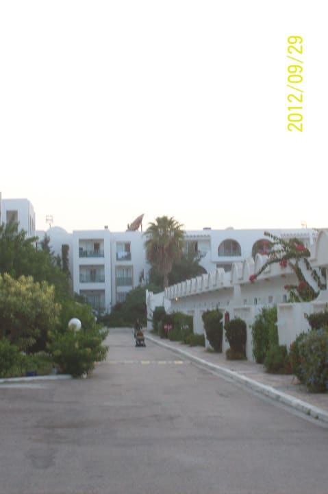 Gang zu den Bungalows El Mouradi Club Kantaoui