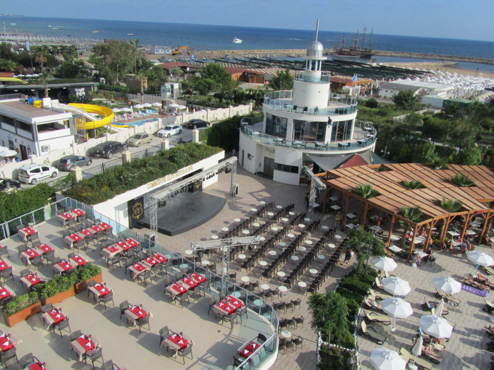 Außenrestaurant, Theater, Leuchtturm und Poolbar Commodore Elite Suites & Spa - Adults only