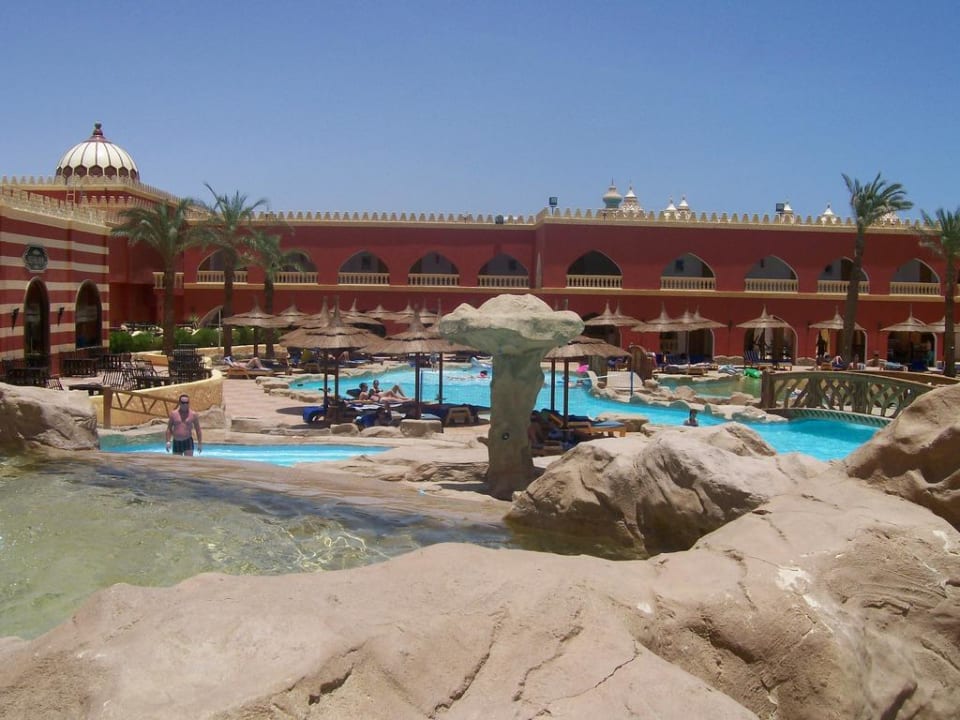 Basen Główny  Pickalbatros Alf Leila Wa Leila Resort - Neverland Hurghada