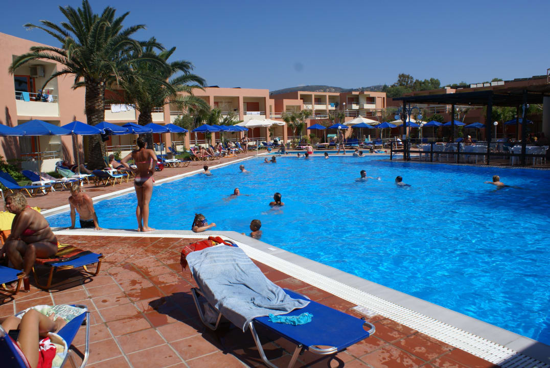 Pool Rethymno Village