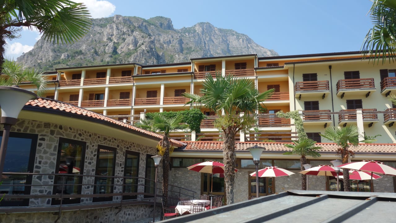Außenansicht Hotel Caravel