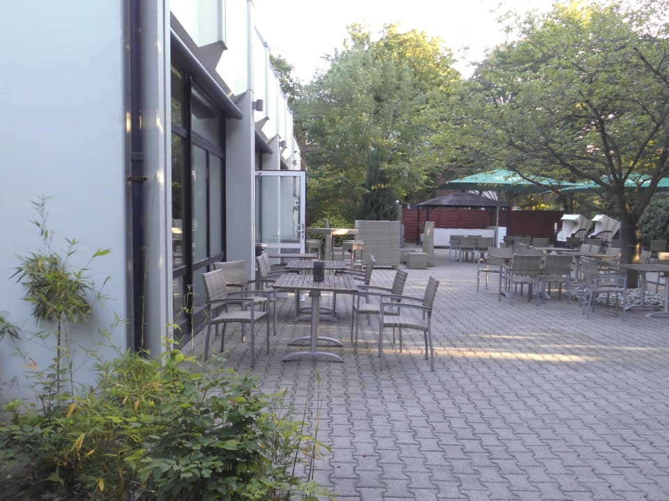 Außenansicht Select Hotel Hamburg Nord