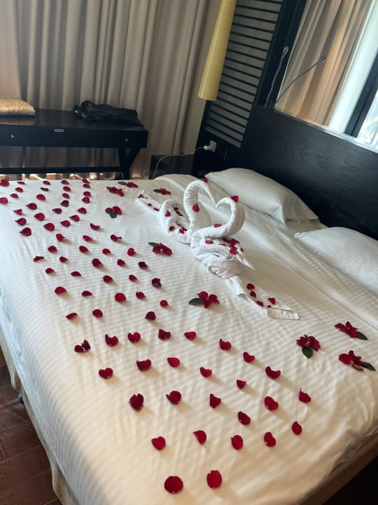 Zimmer Rixos The Palm Hotel & Suites