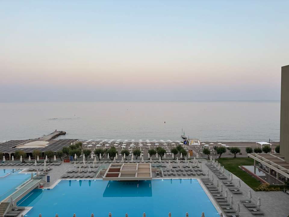 Pool Amada Colossos Resort