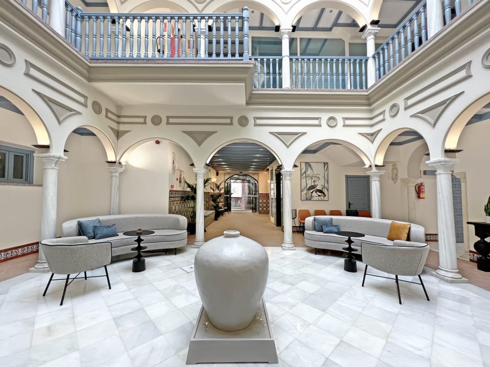 Lobby Hotel ITC Sevilla by Soho Boutique