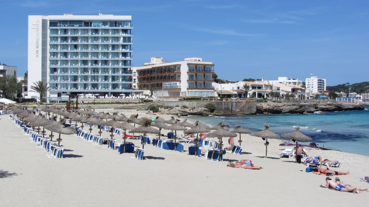 Hotel und Bucht  Son Moll Sentits Hotel & Spa