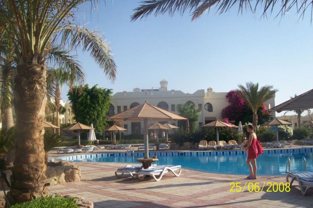 Pool Charmillion Club Resort