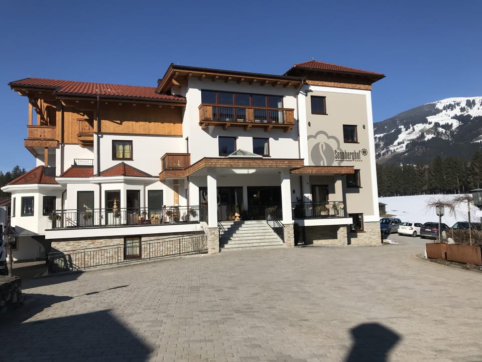 Außenansicht Gut Sonnberghof Naturhotel