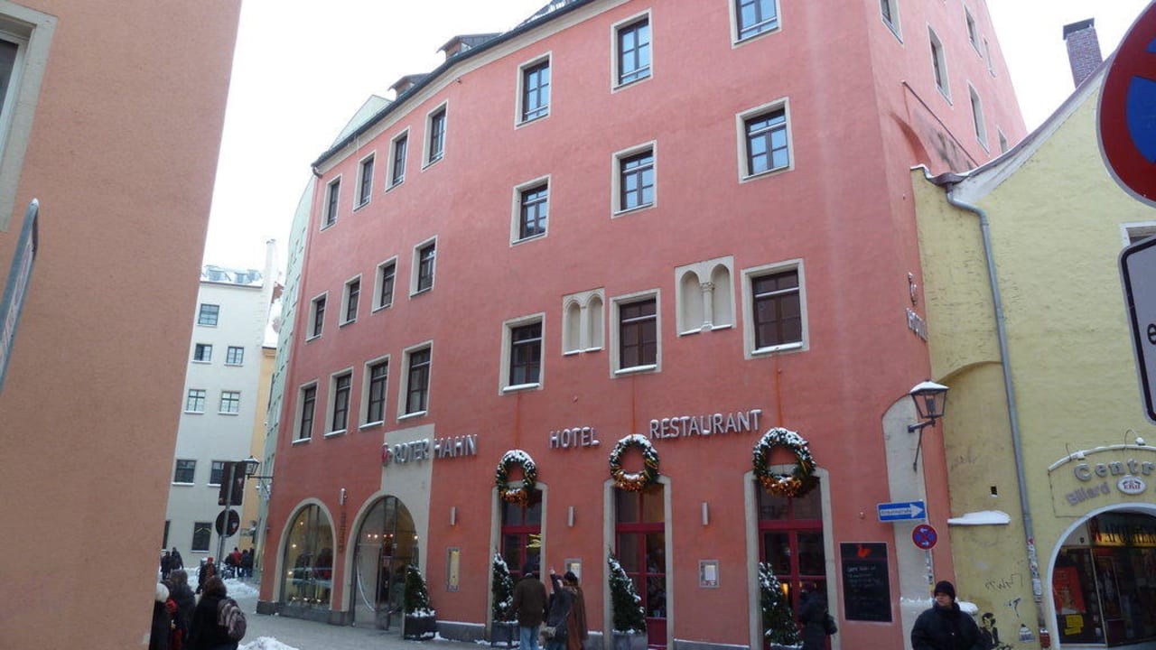 Außenansicht Hotel Roter Hahn