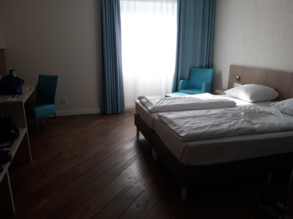 Zimmer Hotel Vier Jahreszeiten Lübeck