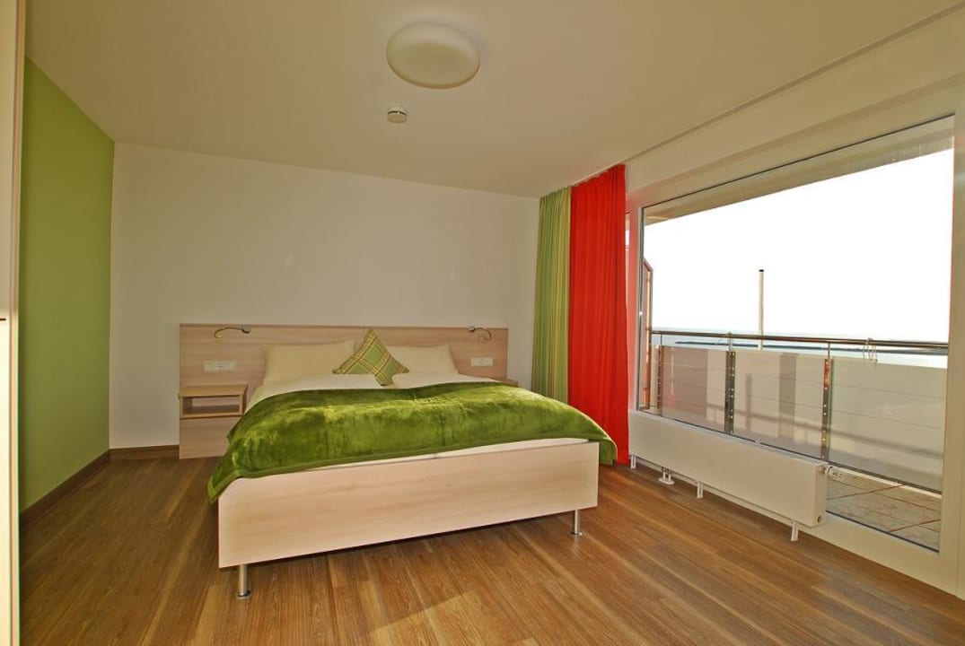 Schlafzimmer Appartementhaus Hohenfels