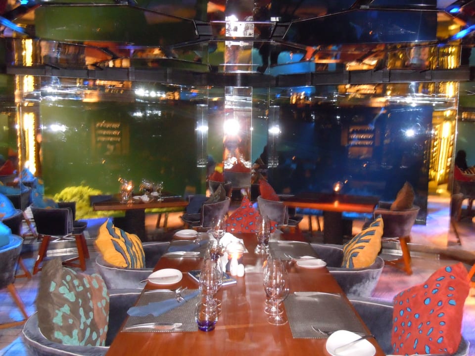 Unterwasserrestaurant "Sea" Anantara Kihavah Villas