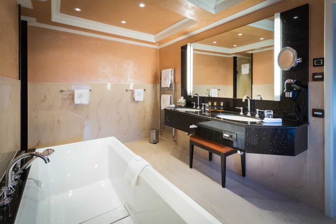 Zimmer Hotel A La Cour d'Alsace