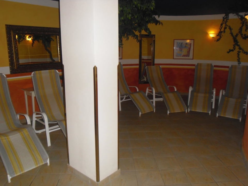 Ruheraum Saune - leider ohne Frischluft Hotel Alphof Alpbach