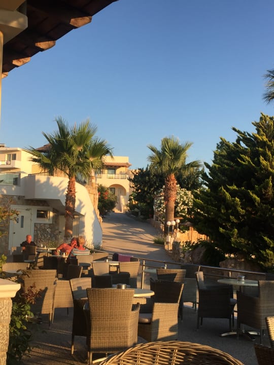 Außenansicht Hotel Kouros Palace