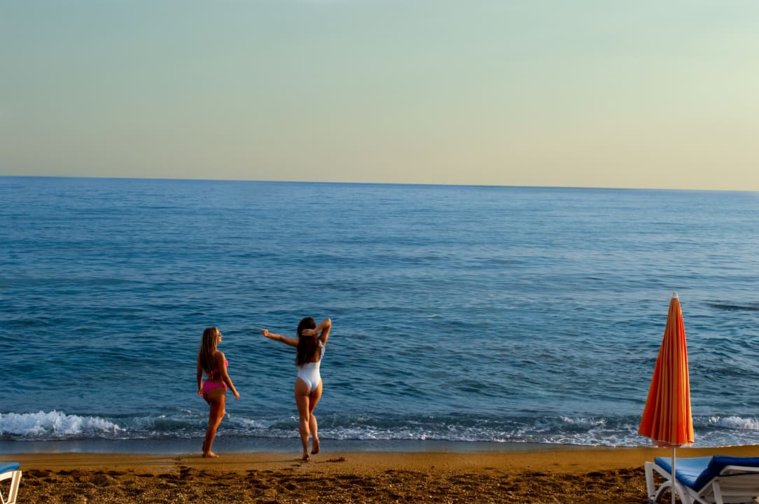 Strand Relax Beach Hotel