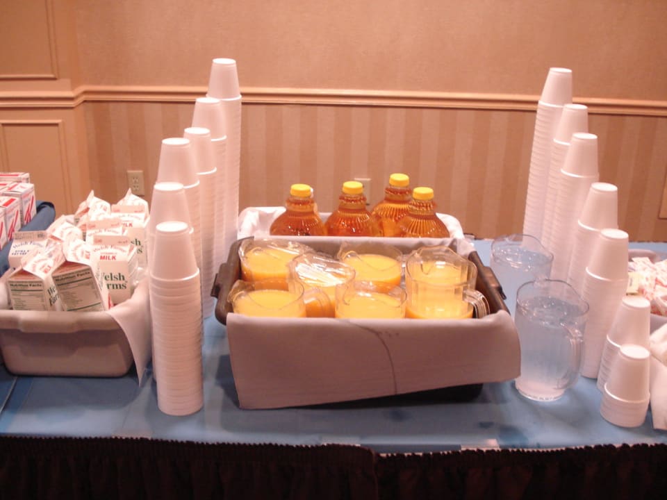 Frühstücksbuffet Hotel Wyndham Garden Newark Airport