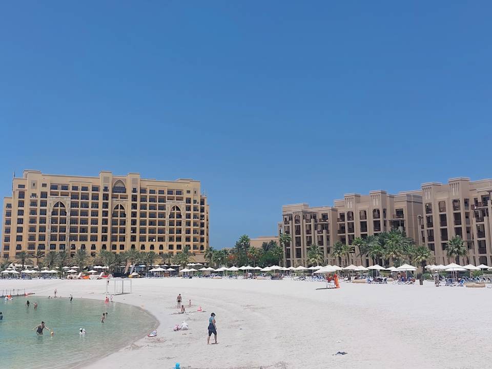 Strand DoubleTree by Hilton Resort & Spa Marjan Island