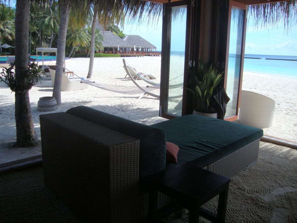 Thundi Bar Veligandu Maldives Resort Island