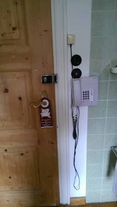 Zimmertür mit Telefon Hotel Gruberhof