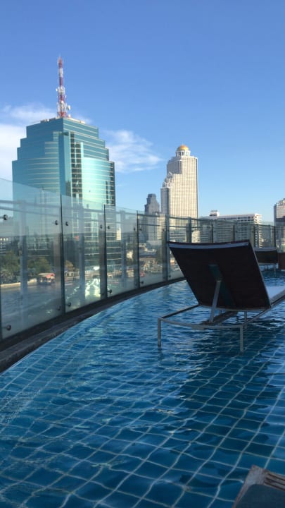 Pool Millennium Hilton Bangkok