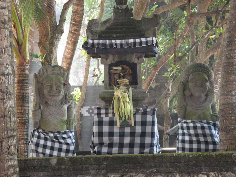 Haustempel Puri Santrian