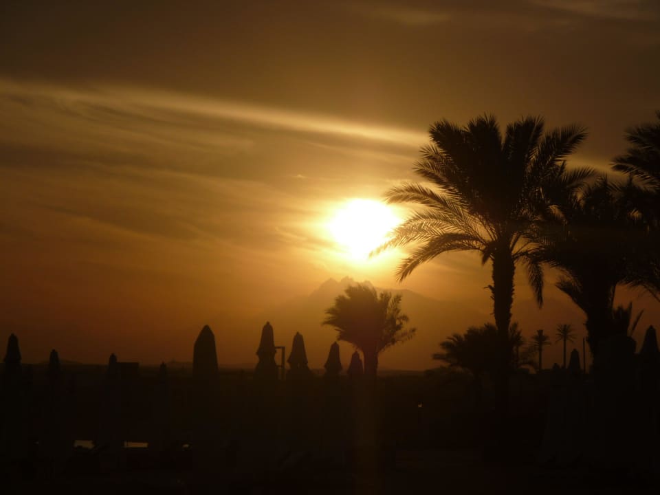 Sonnenuntergang von der Liege aus Kaisol Romance Resort