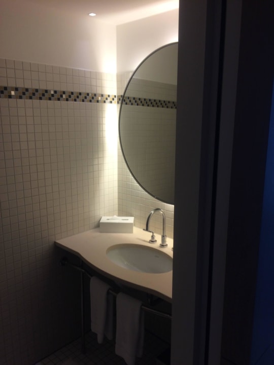 Gäste WC Suite 323 The Ritz-Carlton Wolfsburg