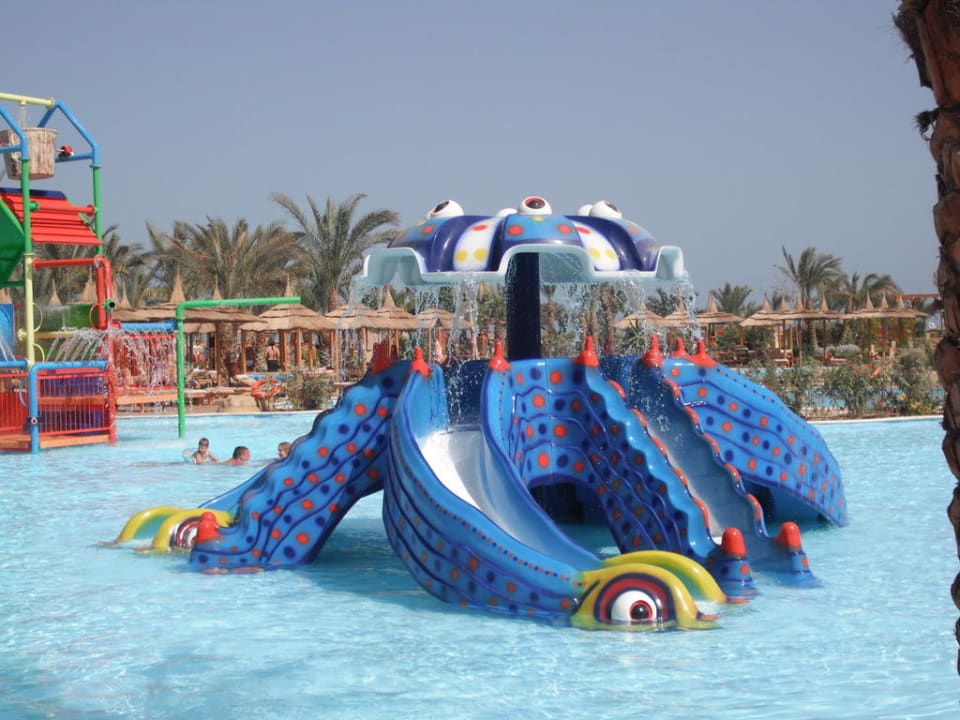 Kinderpool mit super Rutsche Pickalbatros Palace Resort