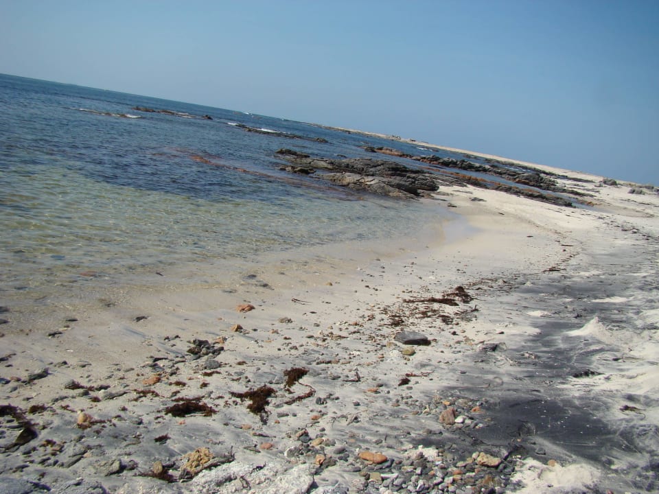 Steniger Strand Wyndham Garden Salalah Mirbat