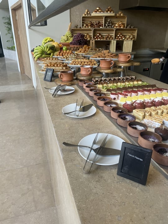 Gastro Serry Beach Resort