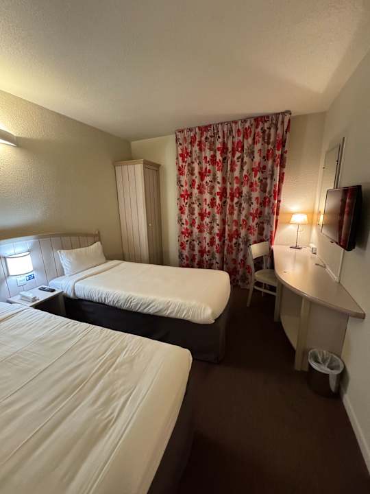 Zimmer Campanile Val de France