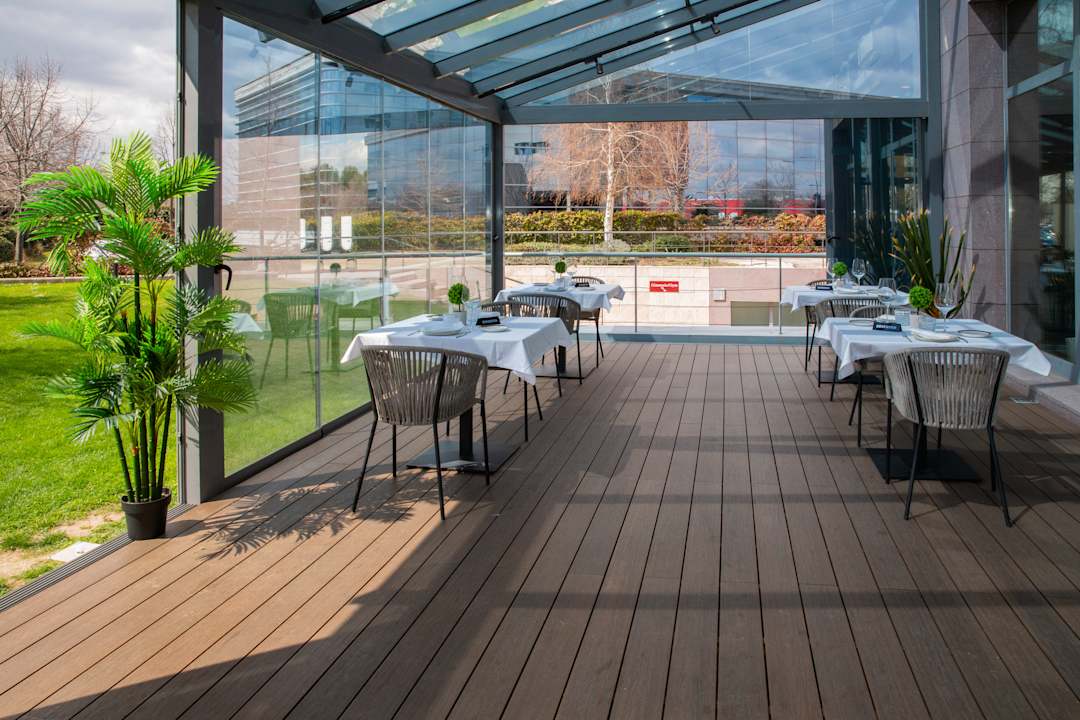 Gartenanlage Ramada by Wyndham Madrid Getafe