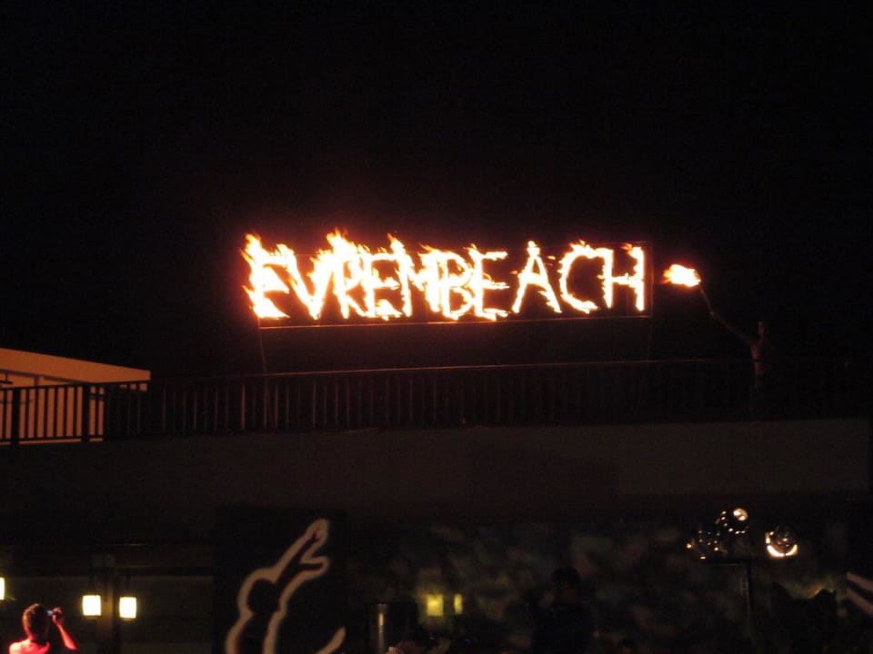 Galaabend an der Poolbar Sunis Evren Beach Resort Hotel & Spa