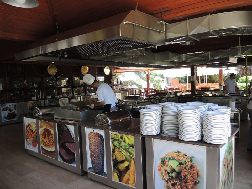 Selten Wartezeiten am Buffet Labranda Alantur Resort