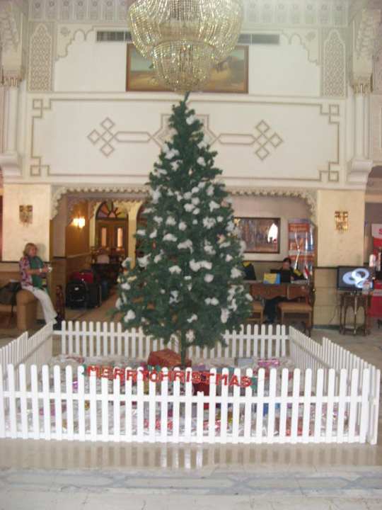 Die Lobby zu Weihnachten Pickalbatros Alf Leila Wa Leila Resort - Neverland Hurghada