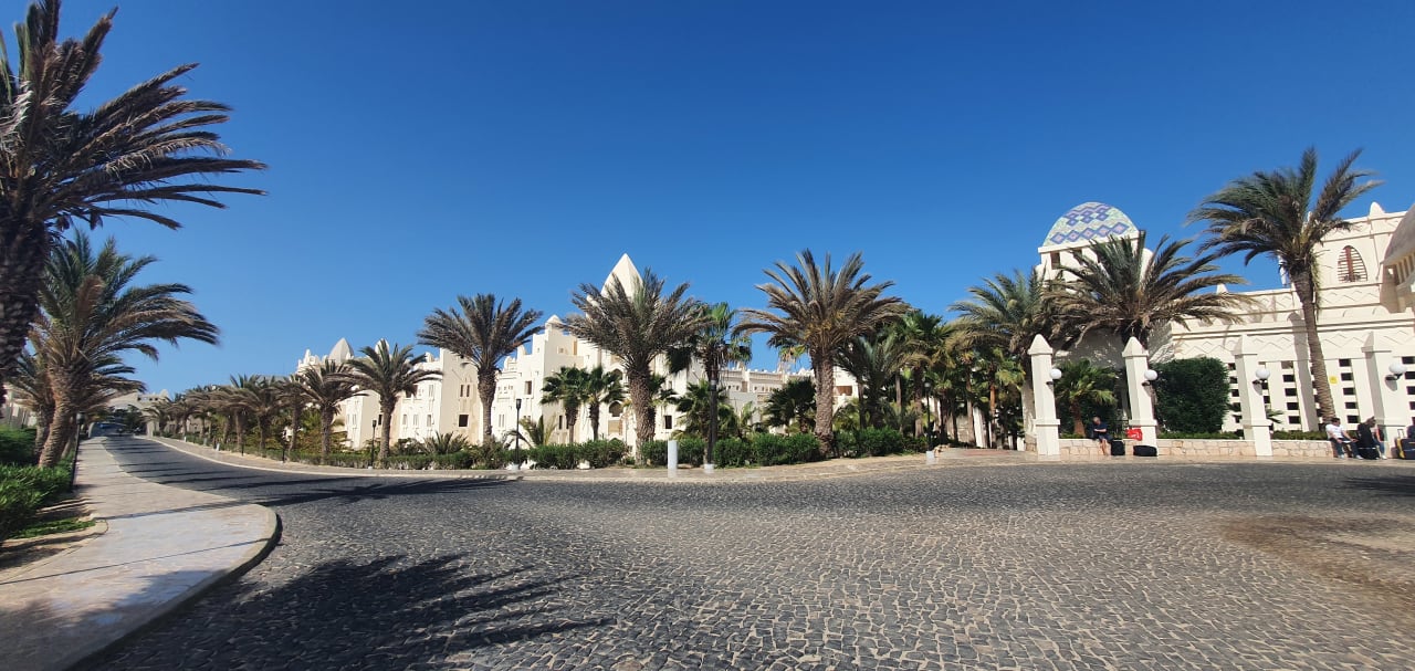 Außenansicht Hotel Riu Karamboa