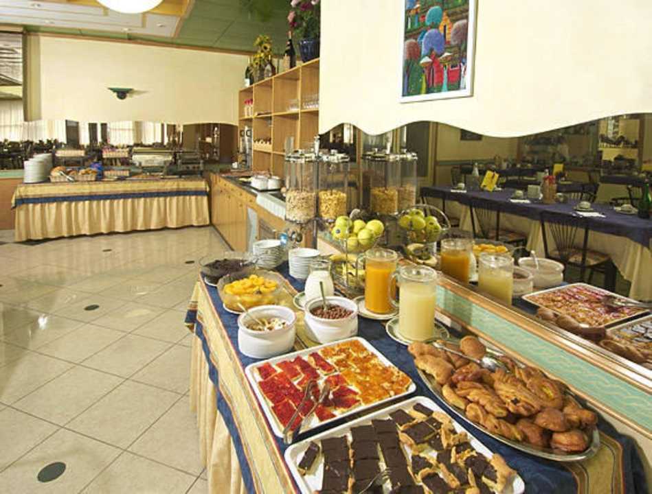 Colazione  Hotel Antonella & Mael