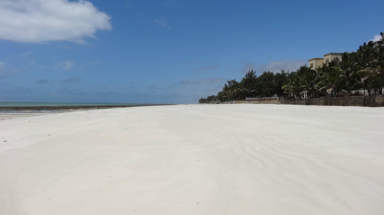 Traumstrand am Indischen Ozean Bahari Beach Hotel