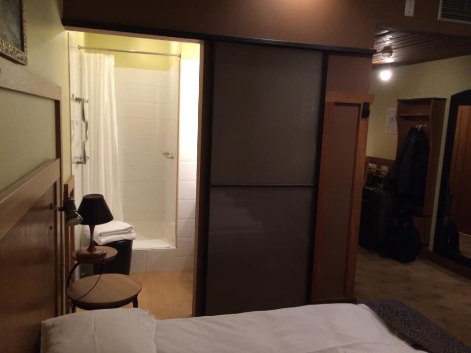 Łazienka "pod ręką" Best Western Santakos Hotel