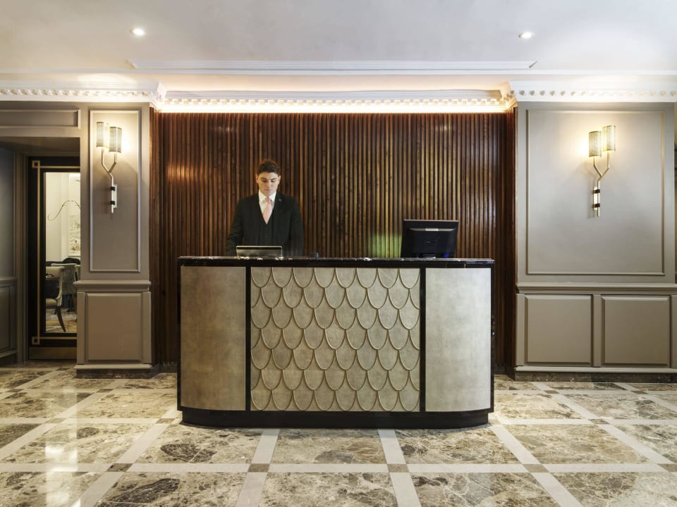 Concierge Desk Flemings Mayfair