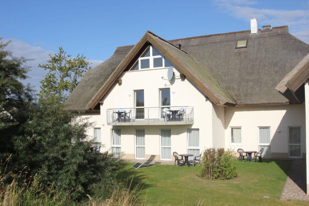 Rückwärtige Hotelansicht Strandhaus Mönchgut B&B