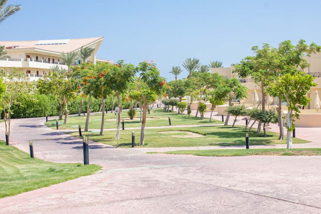Gartenanlage Cleopatra Luxury Resort Makadi Bay