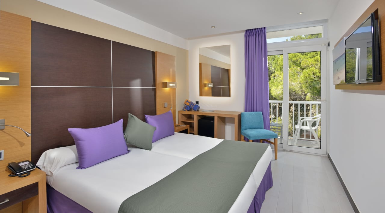 Room Hotel Isla de Cabrera