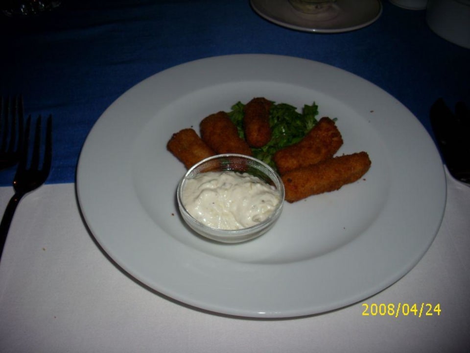 Sandal Restaurant Lara Barut Collection